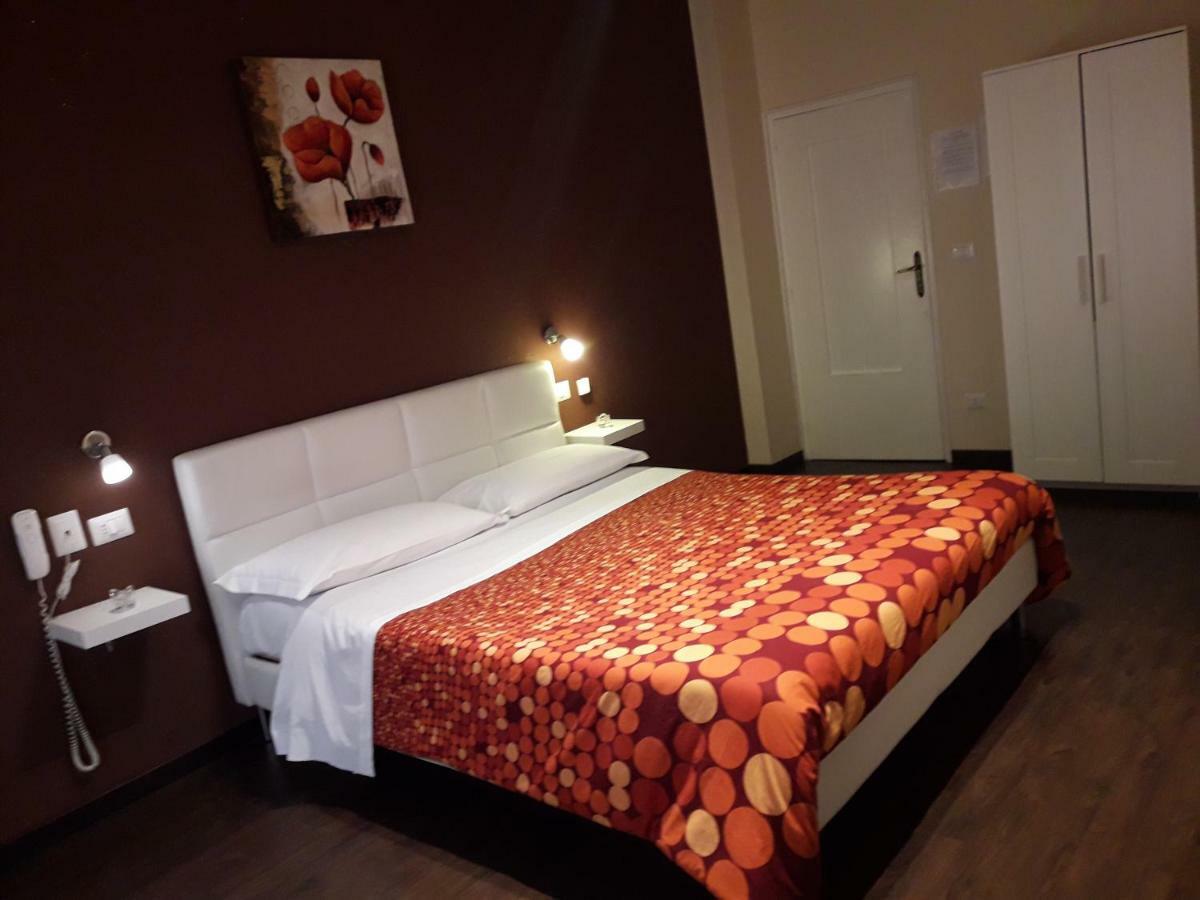 Hotel Dolci Ricordi à Bari Extérieur photo
