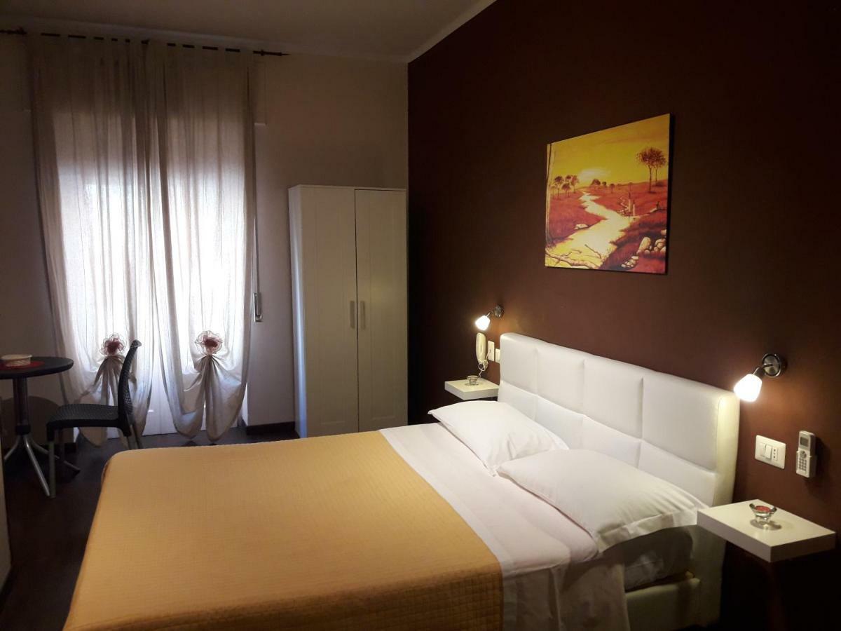 Hotel Dolci Ricordi à Bari Extérieur photo