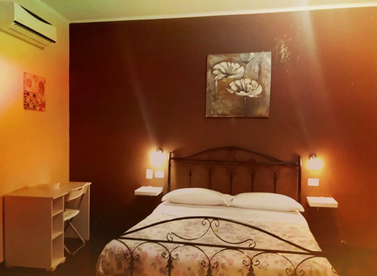 Hotel Dolci Ricordi à Bari Extérieur photo